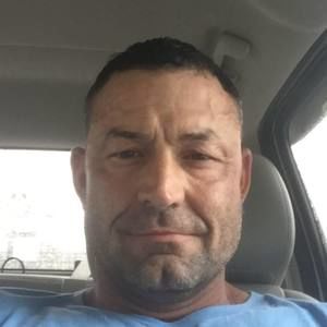 Meet your Posher, Chad